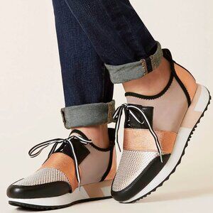 STEVE MADDEN Girls Rose Gold Black Casual Sneaker Antics Shoe Size 1